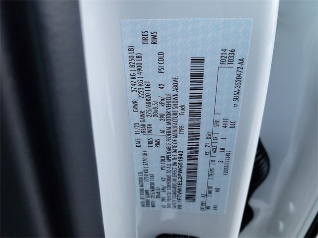 New 2023 Ford F150 Lightning Lariat image 10