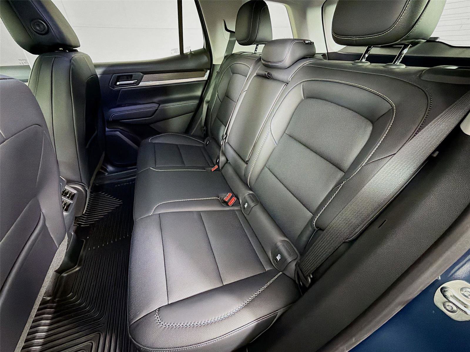 Used 2026 GMC Terrain Denali image 22