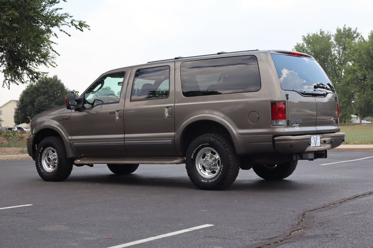 Used 2005 Ford Excursion Limited AWD/4WD image 7