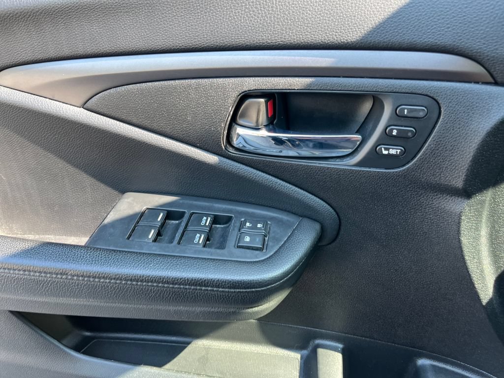Used 2021 Honda Pilot EX-L image 12