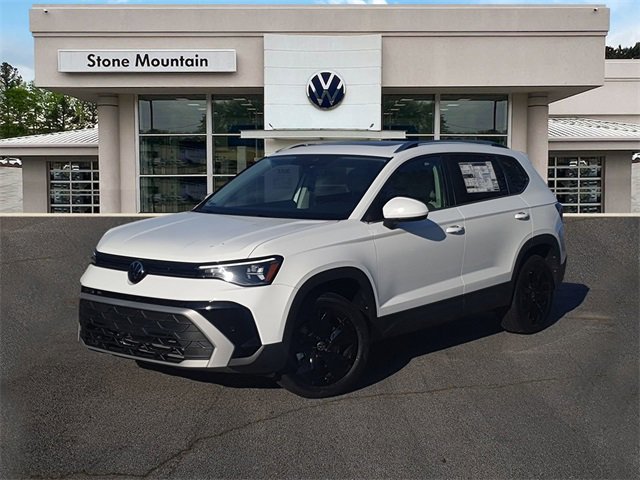 New 2025 Volkswagen Taos SE