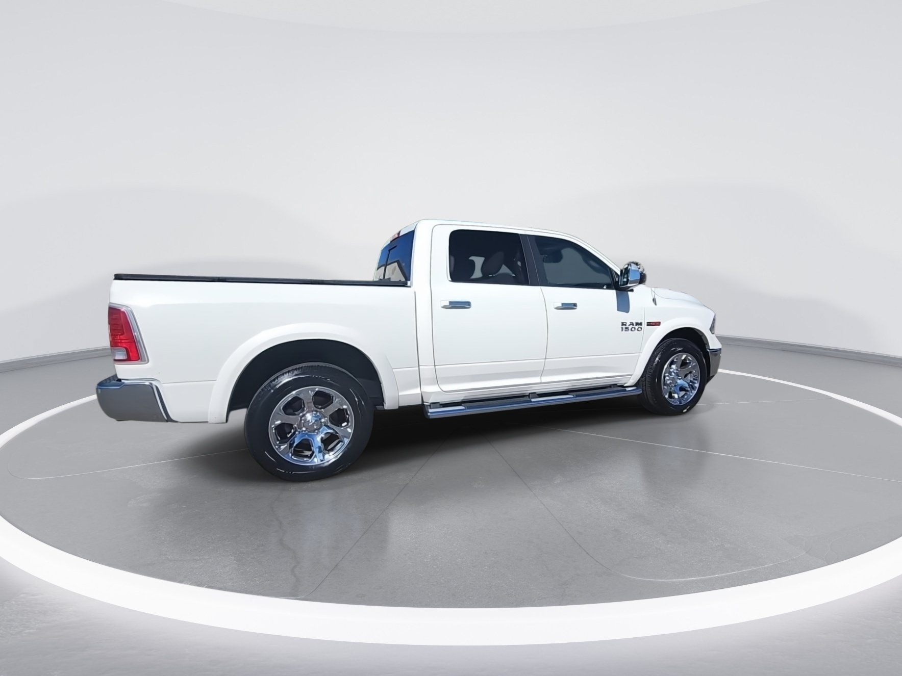 Certified 2018 RAM 1500 Laramie w/ Convenience Group AWD/4WD image 3