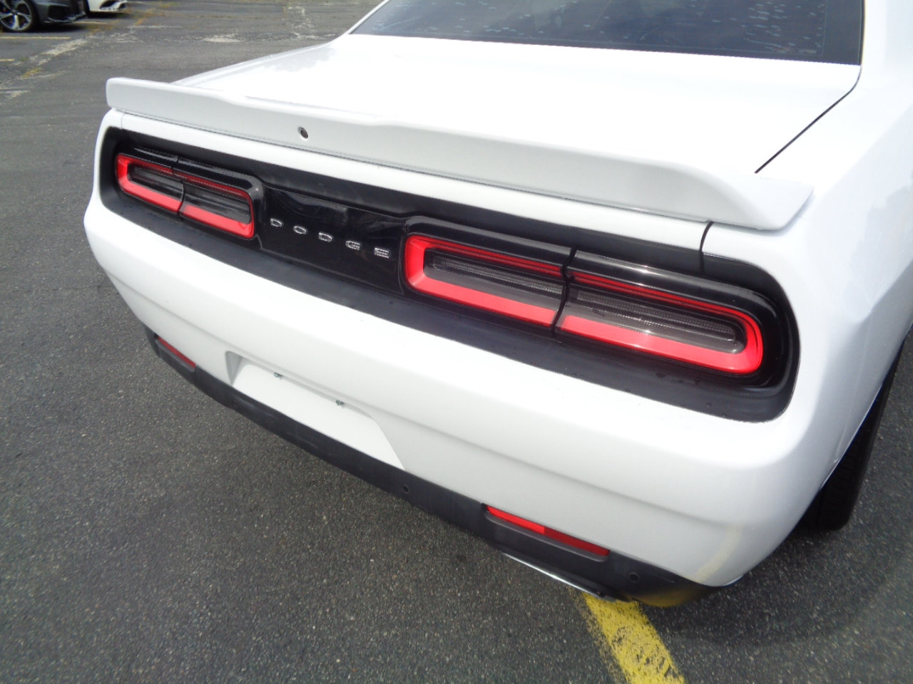 Used 2018 Dodge Challenger R/T Plus image 8