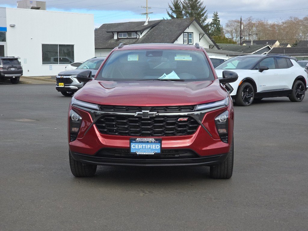 Certified 2025 Chevrolet Trax RS w/ Sunroof Package image 3