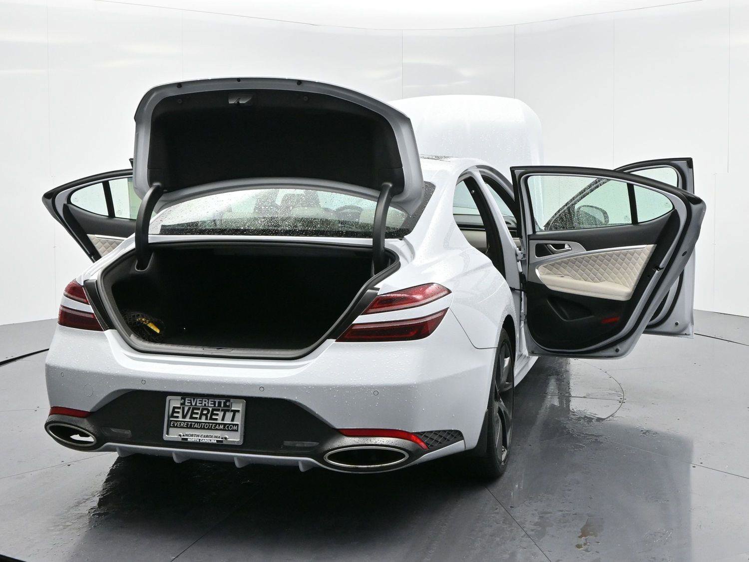 Used 2022 Genesis G70 3.3T w/ Sport Prestige Package image 45