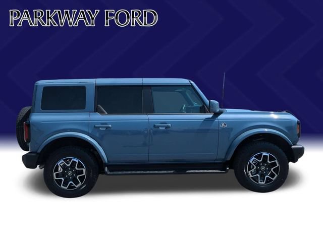 Used 2025 Ford Bronco Outer Banks AWD/4WD image 6