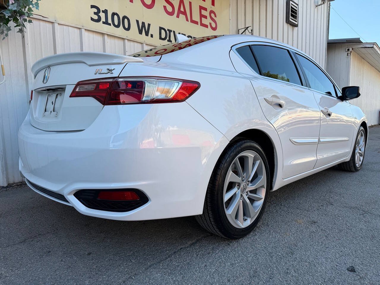 Used 2016 Acura ILX FWD image 5
