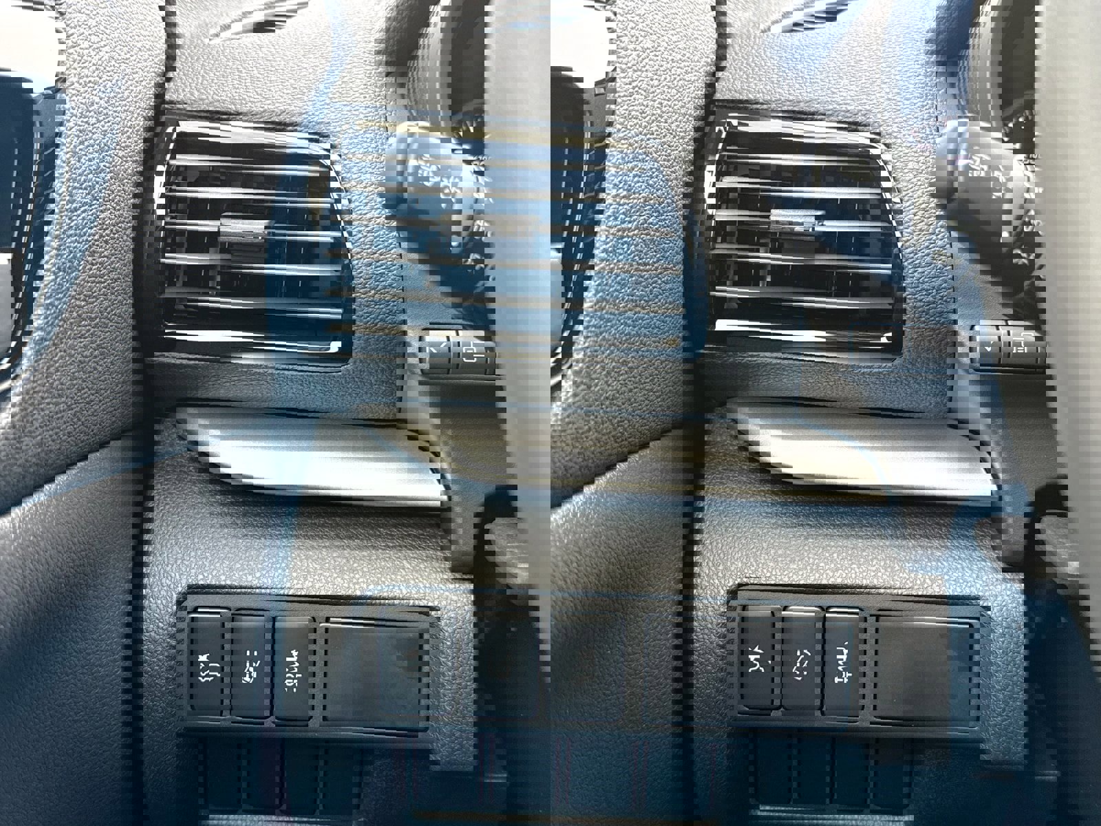 New 2026 Mitsubishi Eclipse Cross AWD image 44