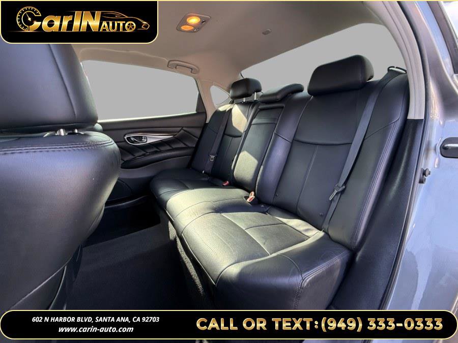Used 2015 INFINITI Q70 L 3.7 RWD image 19