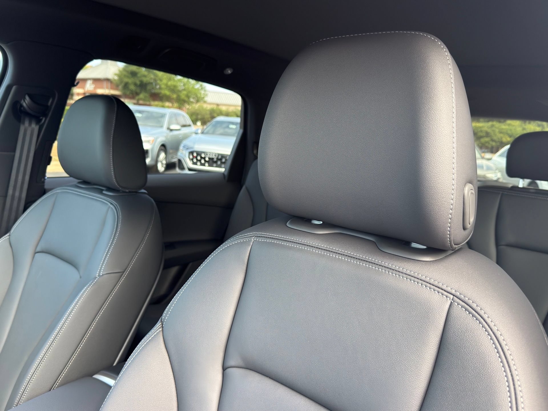 New 2026 Audi Q7 2.0T Premium Plus AWD/4WD image 10
