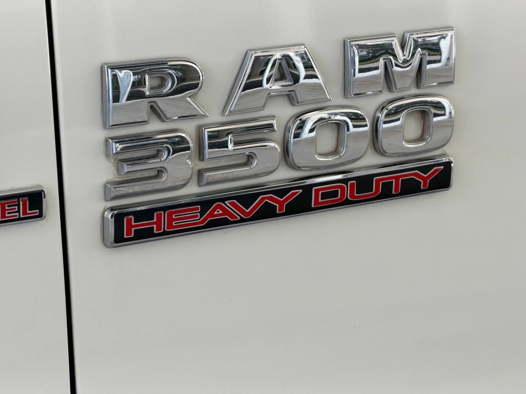 Used 2018 RAM 3500 Laramie RWD image 17
