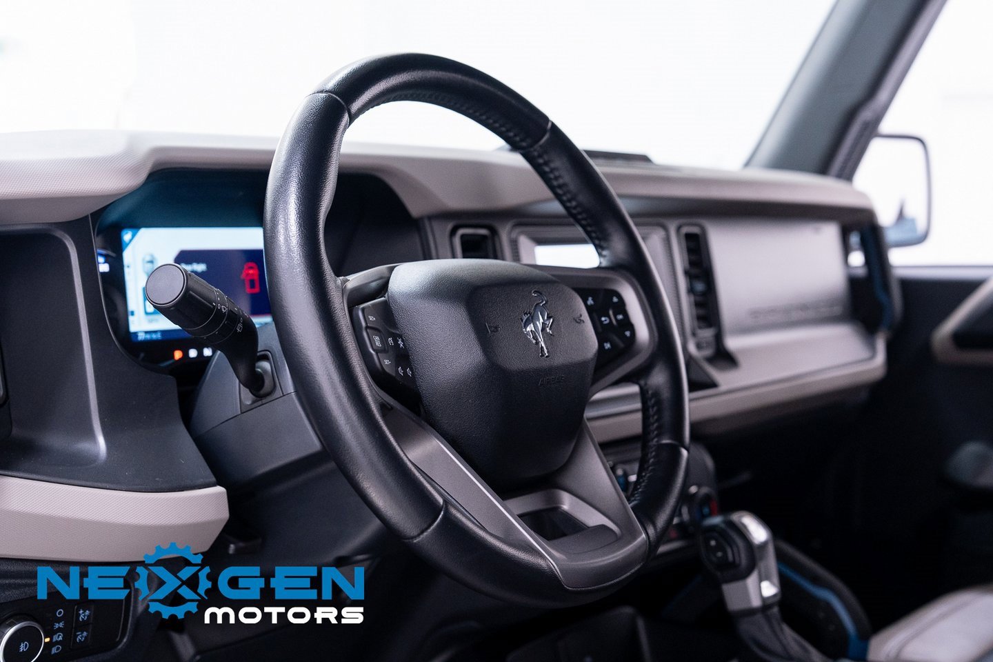 Used 2022 Ford Bronco Wildtrak image 22