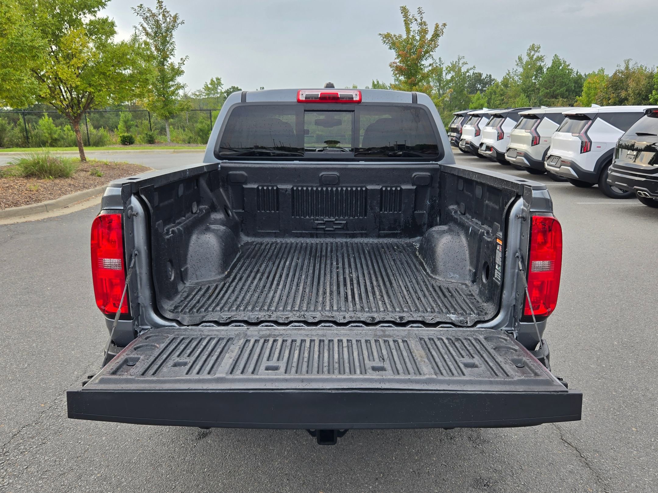 Used 2022 Chevrolet Colorado LT w/ LT Convenience Package image 18