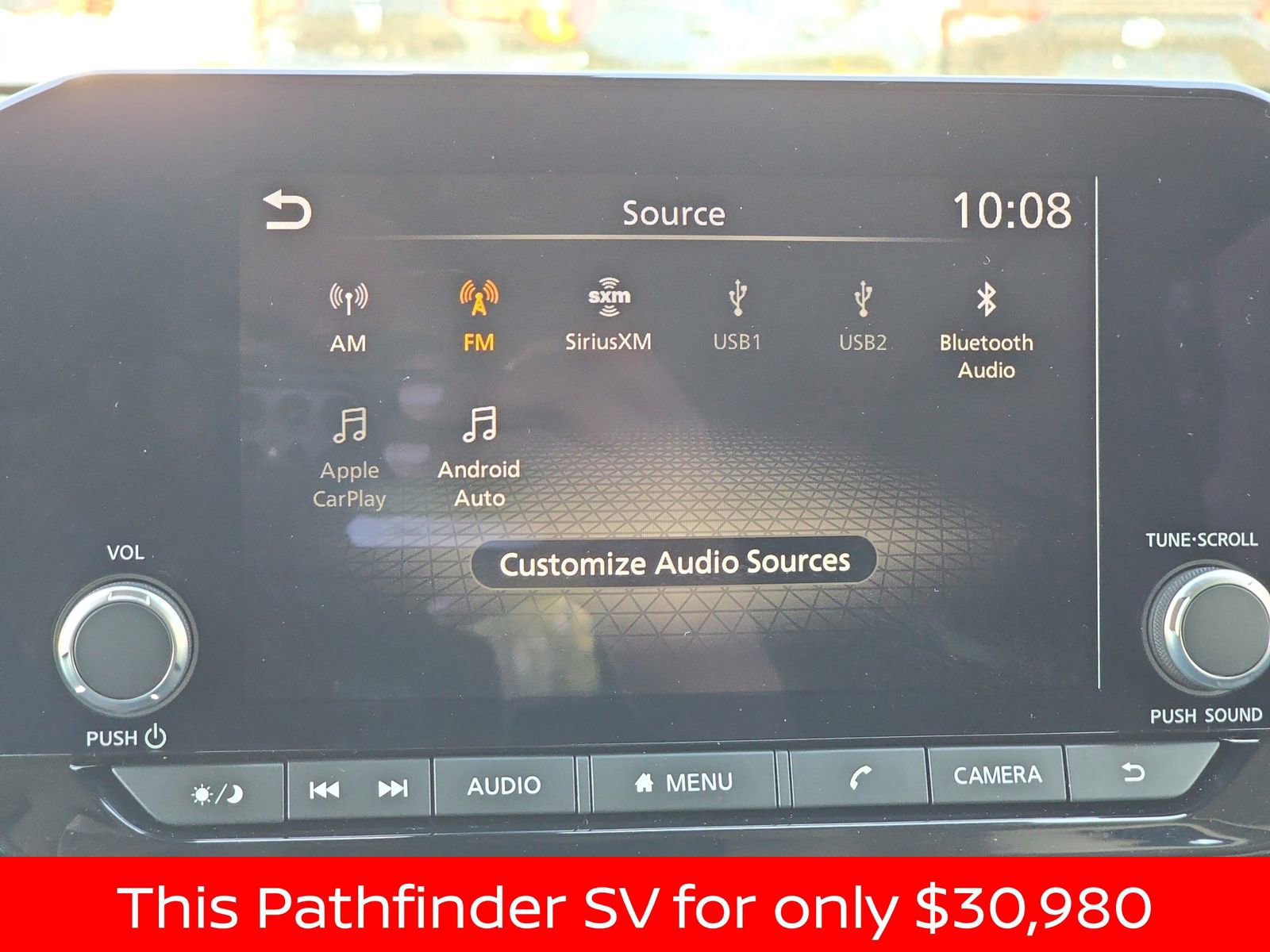 Used 2025 Nissan Pathfinder SV image 30