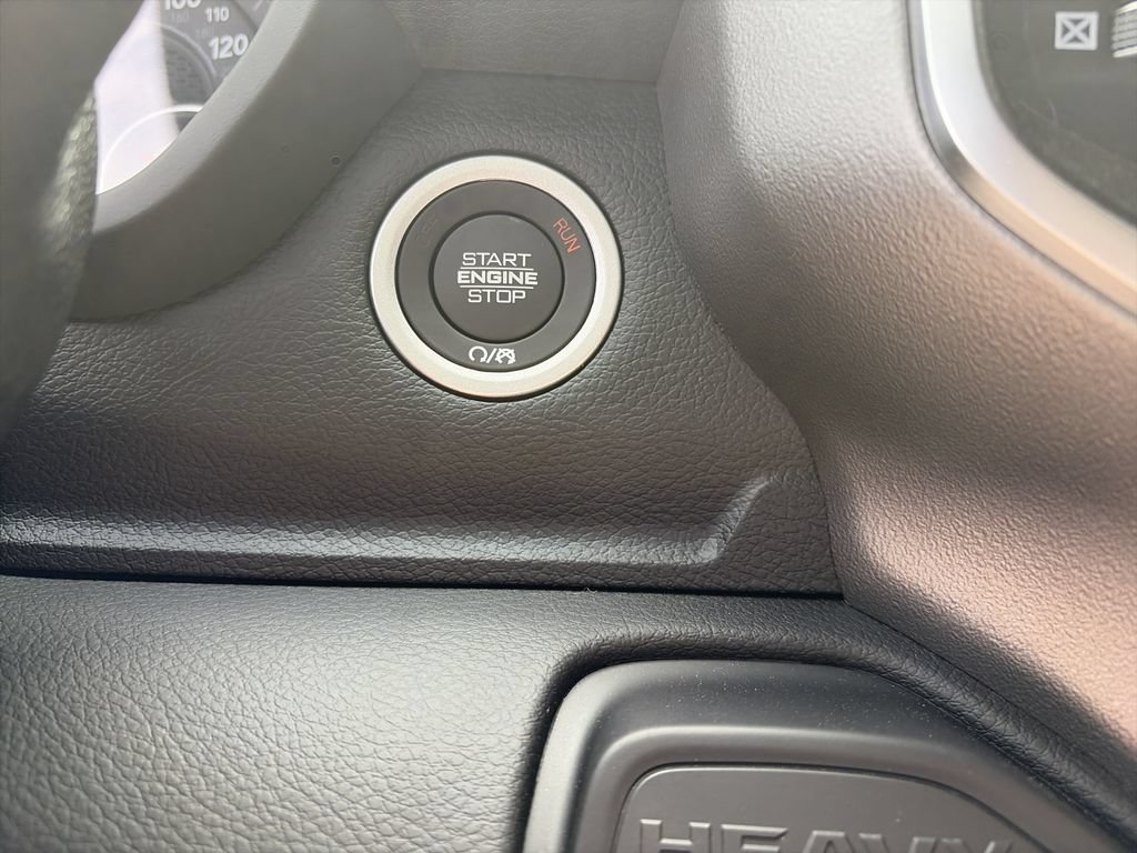 New 2026 RAM 2500 Big Horn AWD/4WD image 29