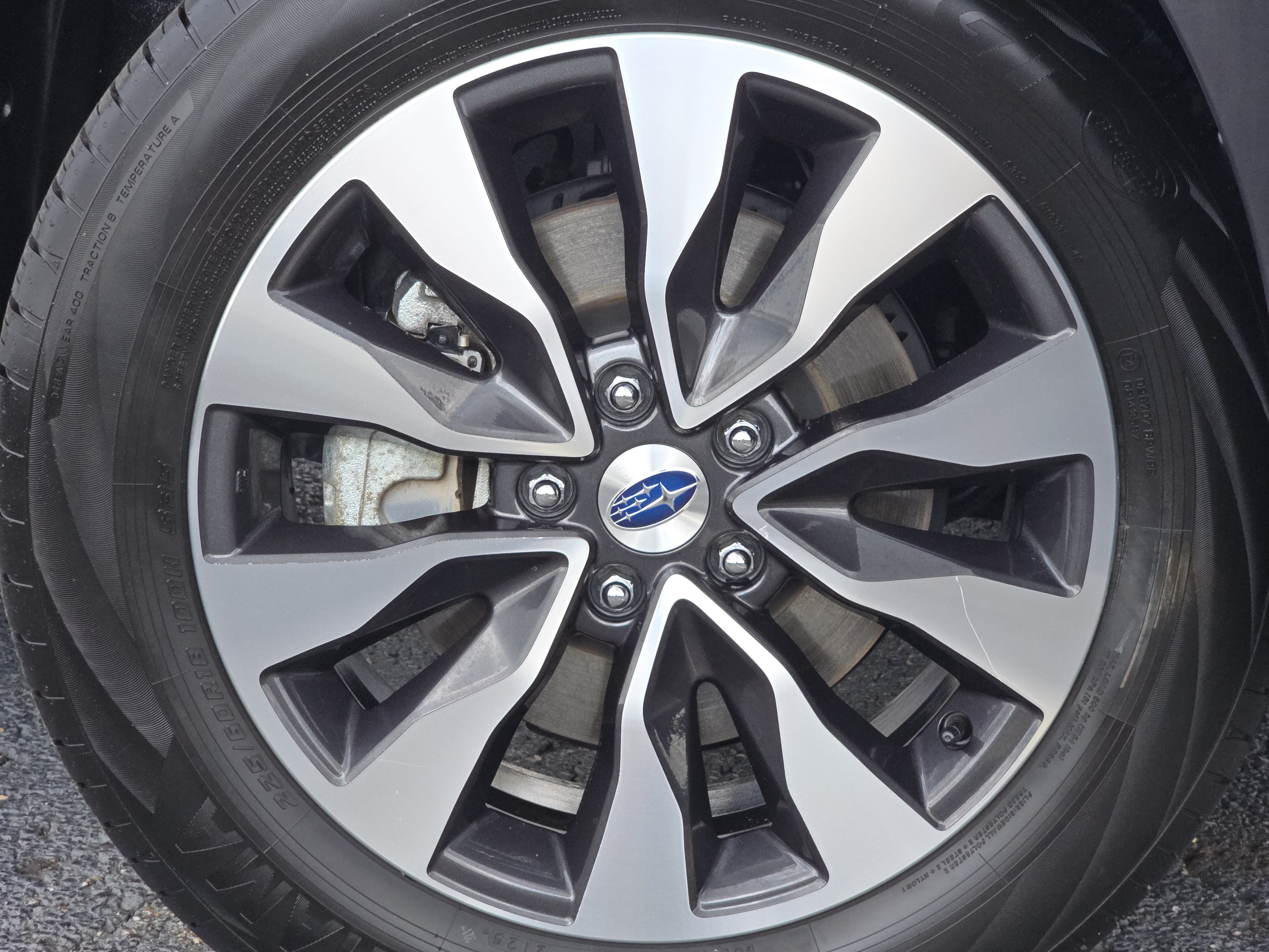 Certified 2025 Subaru Outback Limited AWD/4WD image 16
