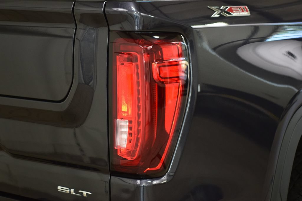 Used 2023 GMC Sierra 1500 SLT w/ SLT Premium Package AWD/4WD image 21