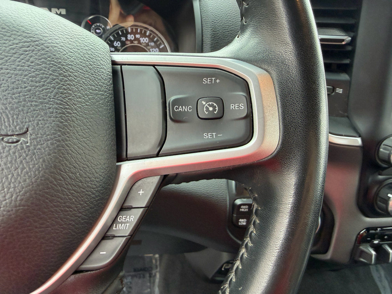 Used 2023 RAM 2500 Big Horn w/ Level 1 Equipment Group image 26