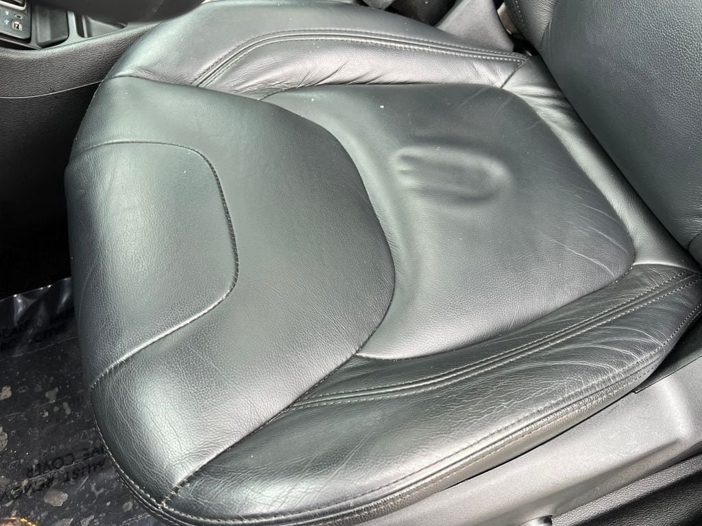 Used 2016 Jeep Cherokee 75th Anniversary FWD image 11