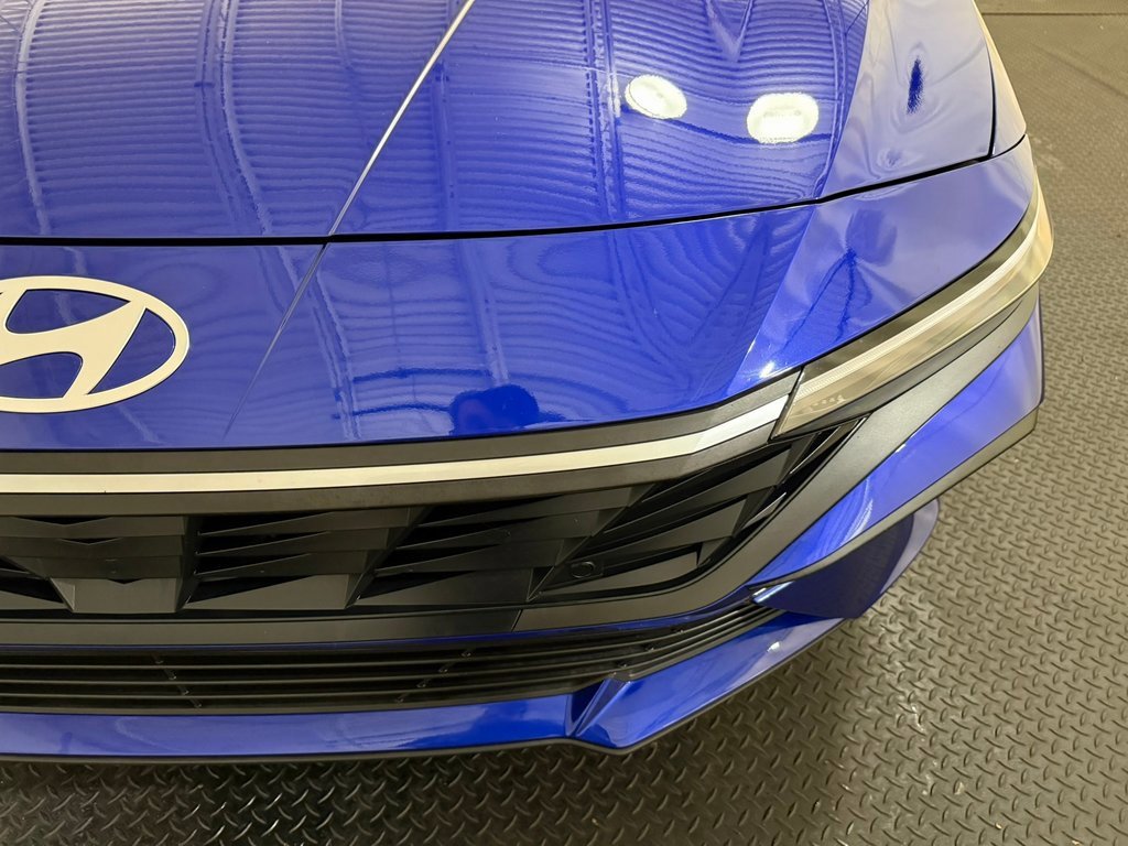 Certified 2025 Hyundai Elantra Sport image 5