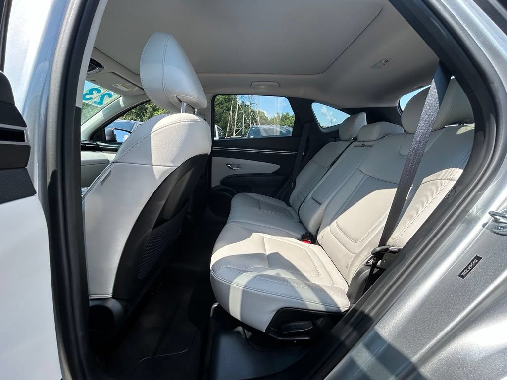 Used 2023 Hyundai Tucson Limited AWD/4WD image 27