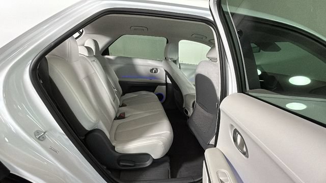 Used 2023 Hyundai Ioniq 5 SEL w/ Cargo Package AWD/4WD image 29