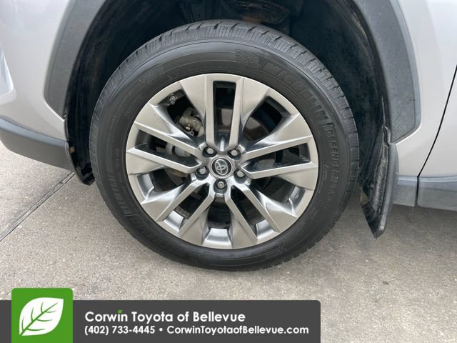 Used 2019 Toyota RAV4 XLE Premium w/ Protection Package FWD image 41