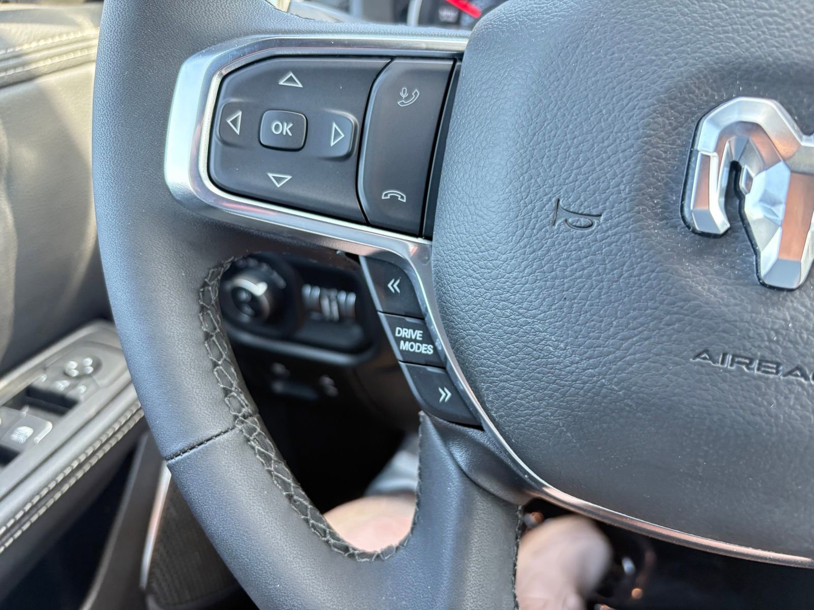 Used 2026 RAM 1500 Laramie AWD/4WD image 24