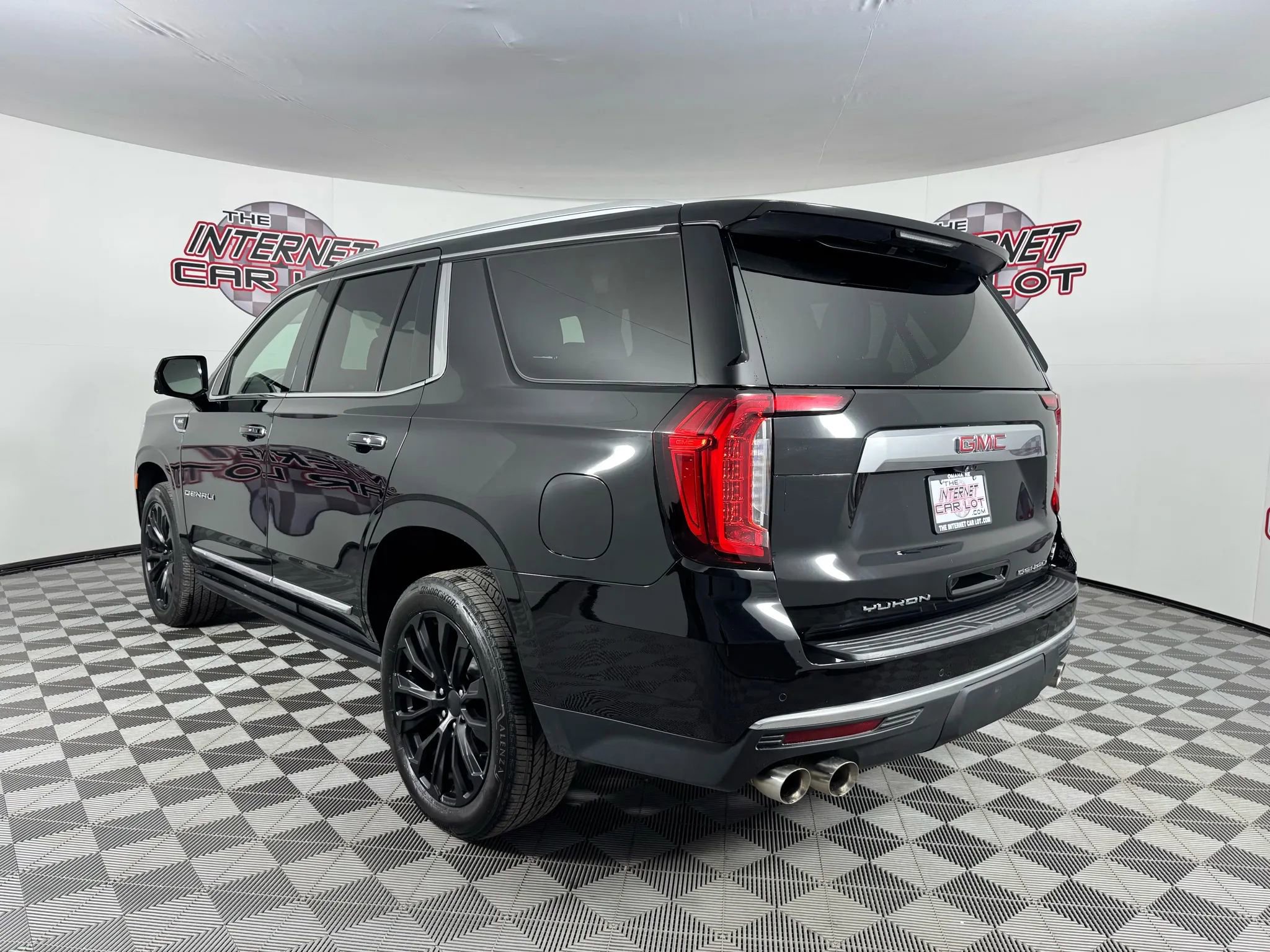 Used 2022 GMC Yukon Denali w/ Advanced Technology Package image 5