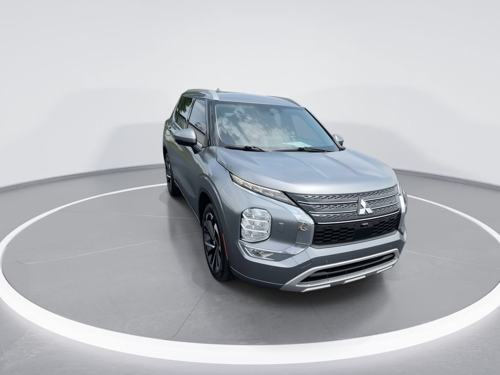 Used 2022 Mitsubishi Outlander SEL AWD/4WD image 3