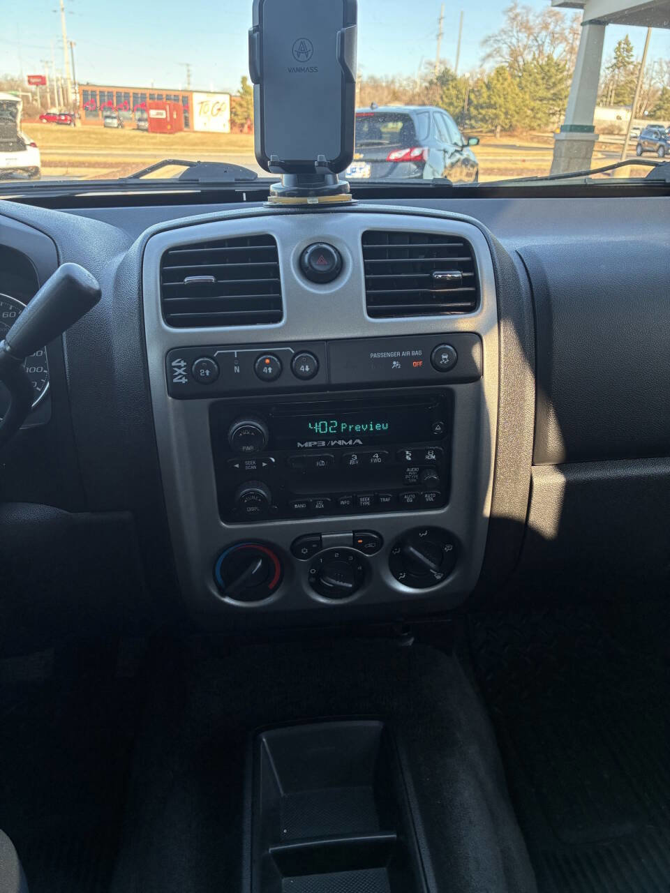 Used 2011 GMC Canyon SLE image 6