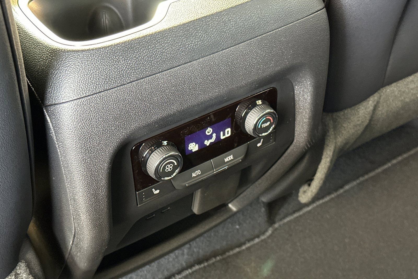 New 2026 Chevrolet Traverse RS image 14