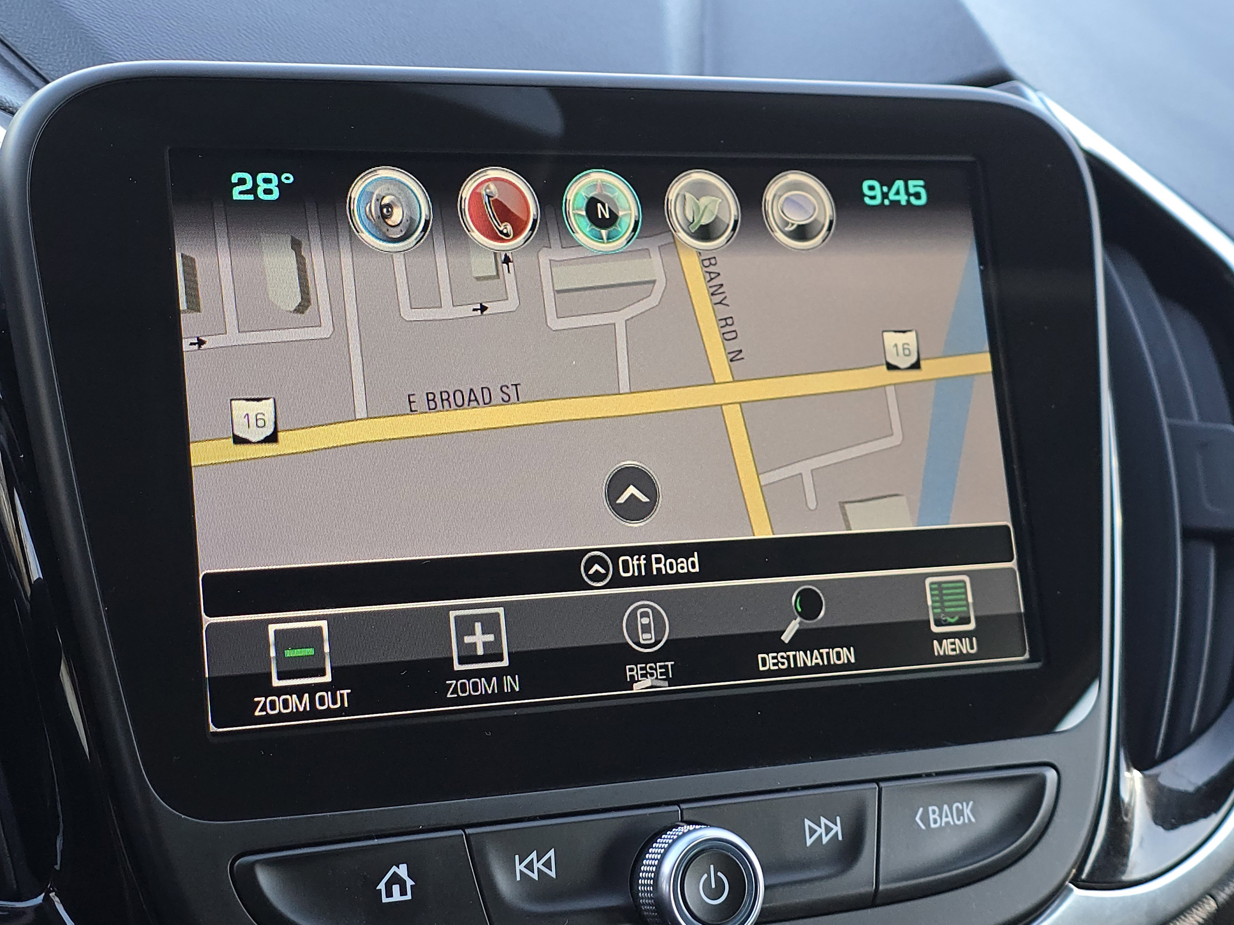 Used 2017 Chevrolet Volt Premier w/ Driver Confidence II Package image 12