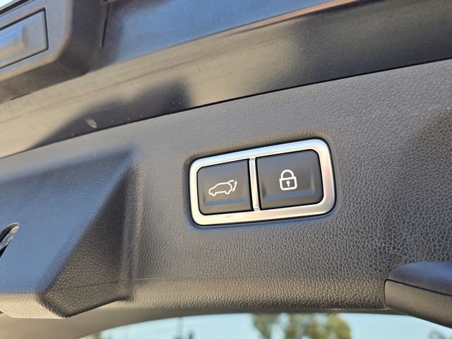 Used 2023 Kia Sorento EX AWD/4WD image 11
