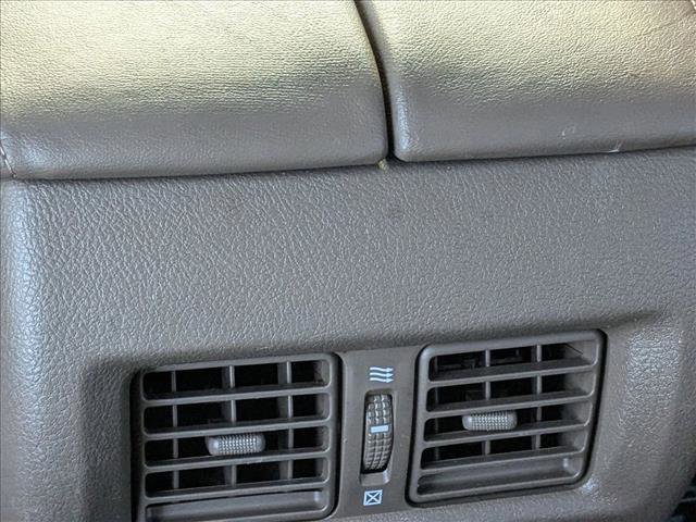 Used 2016 Lexus GX 460 w/ Preferred Accessory Package image 15