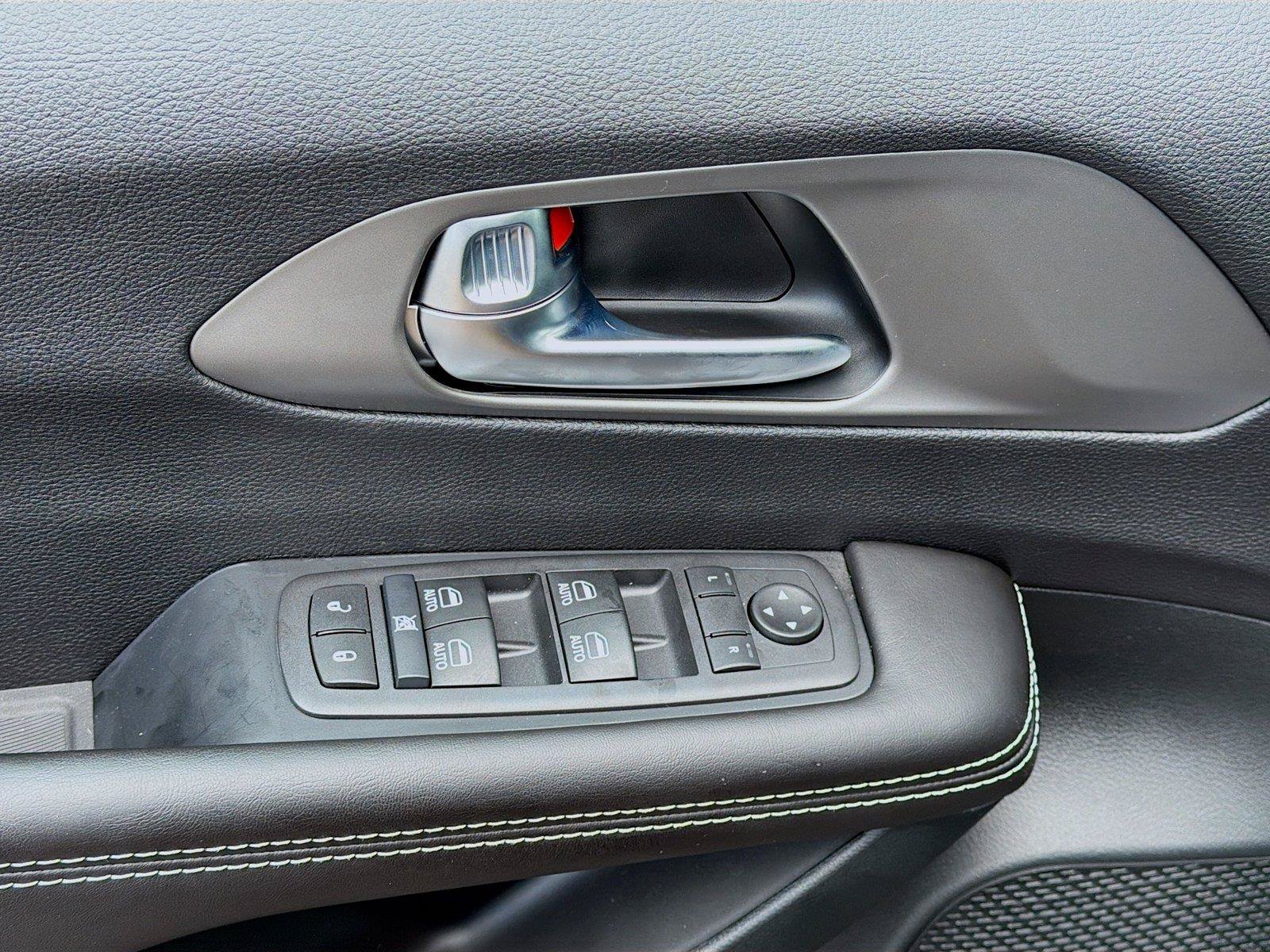 New 2027 Chrysler Pacifica LX FWD image 23
