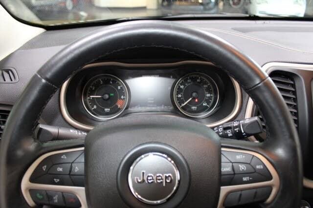 Used 2014 Jeep Cherokee Limited image 7