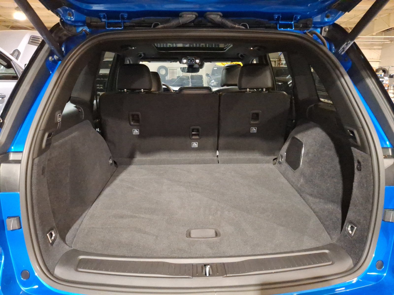 Certified 2024 Jeep Grand Cherokee Trailhawk AWD/4WD image 17