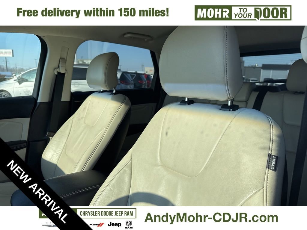 Used 2016 Ford Edge Titanium w/ Technology Package image 12