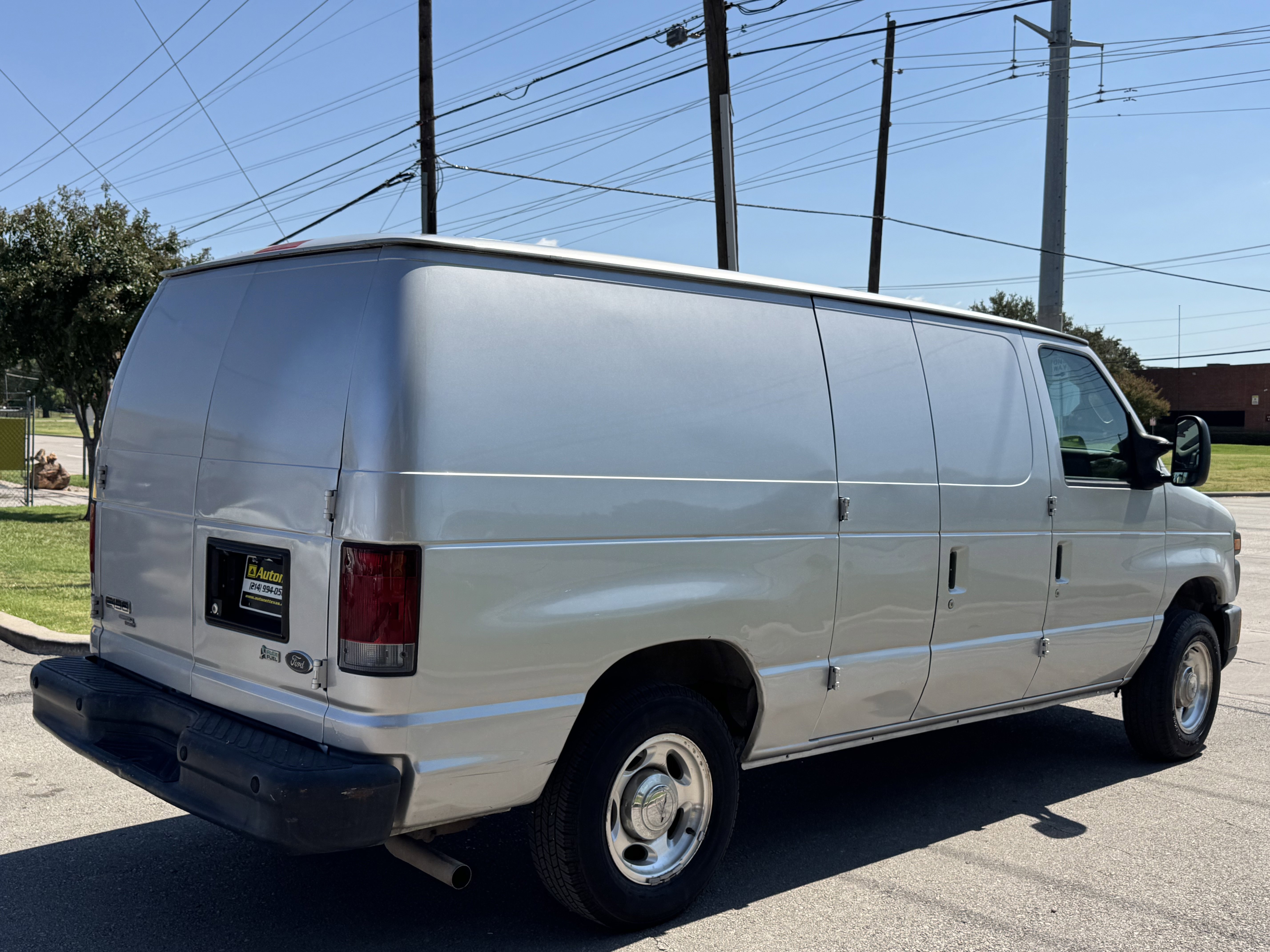 Used 2012 Ford E-150 and Econoline 150 w/ Commercial Cargo Van Pkg image 5