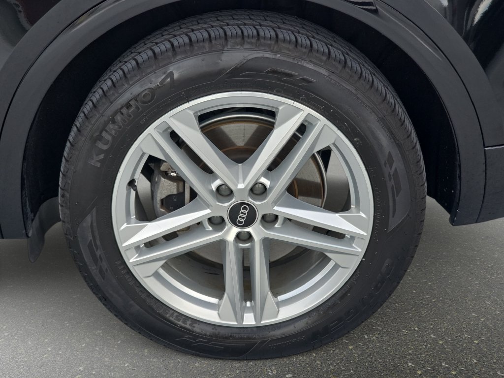 Used 2022 Audi Q5 e Premium Plus AWD/4WD image 29
