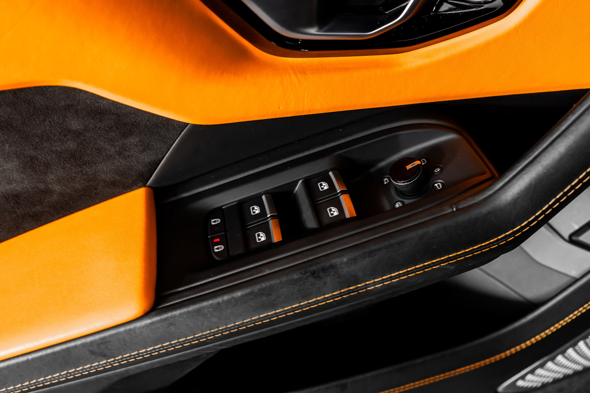 Used 2022 Lamborghini Urus image 52