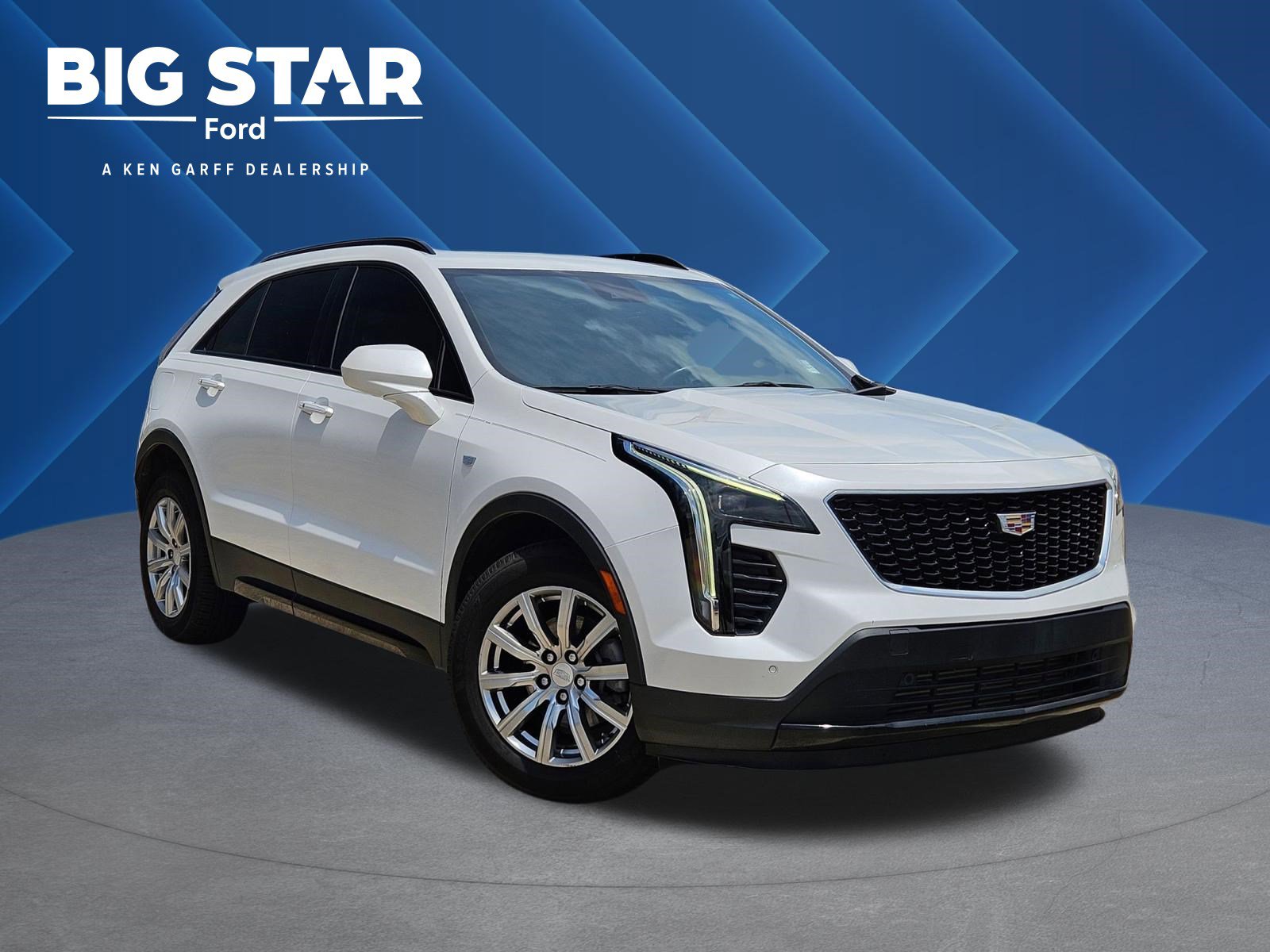 Used 2020 Cadillac XT4 Sport FWD image 1
