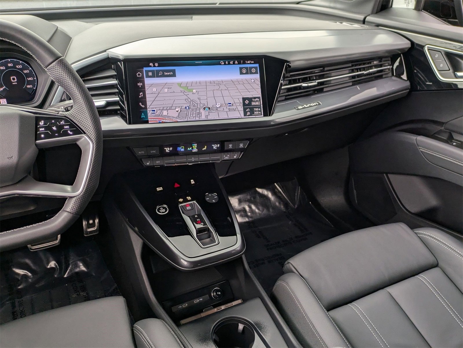 Used 2025 Audi Q4 e-tron Premium Plus w/ Premium Plus image 9