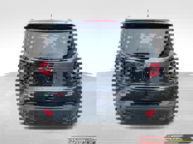 Used 2018 Jeep Renegade Sport w/ Power & Air Group image 4