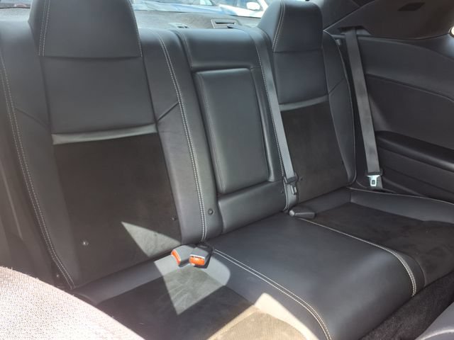Used 2014 Dodge Challenger R/T RWD image 18