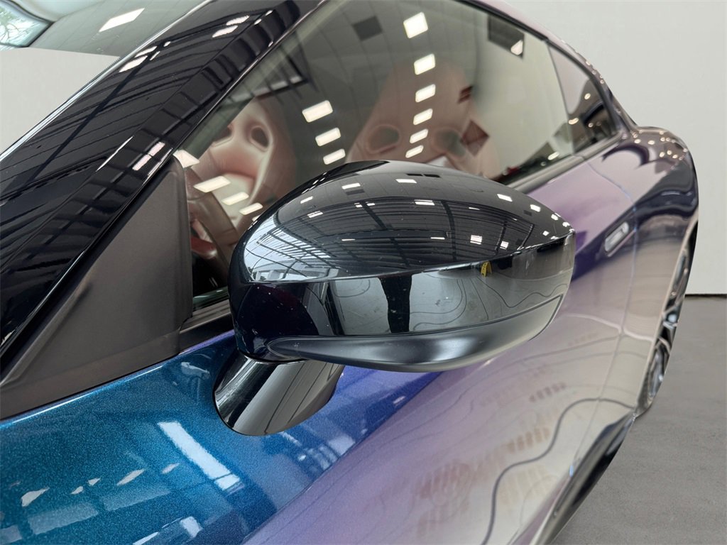 Used 2024 Nissan GT-R Premium w/ Premium Interior Package image 11