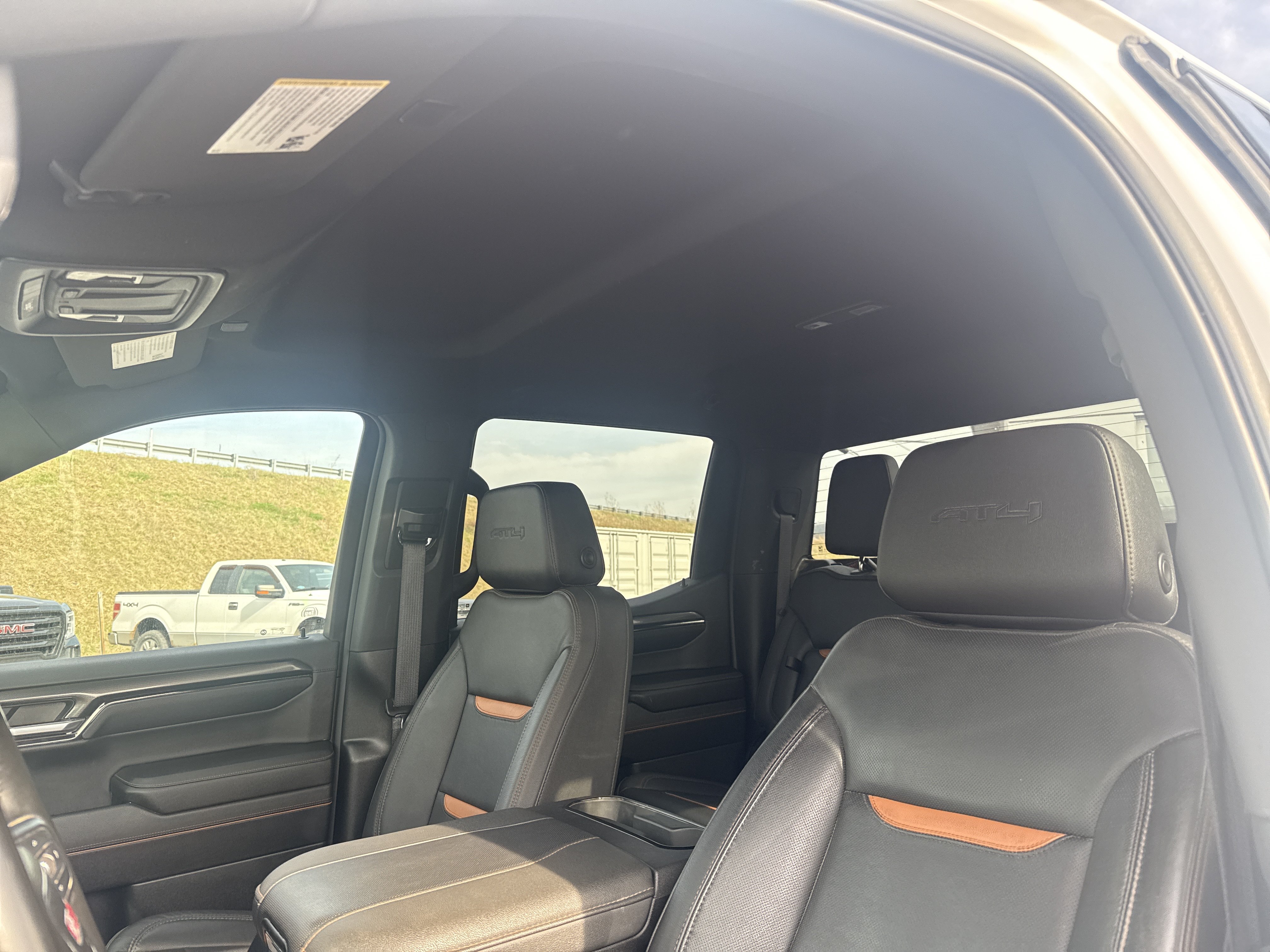 Used 2023 GMC Sierra 1500 AT4 AWD/4WD image 30