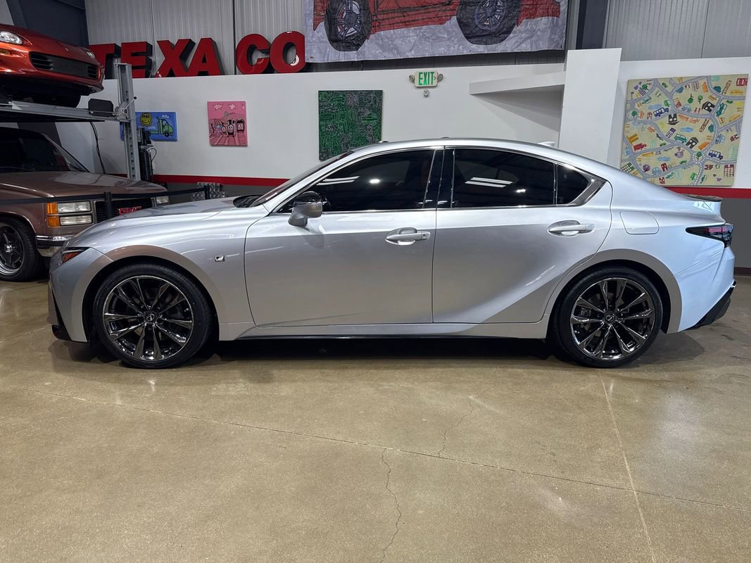 Used 2022 Lexus IS 350 F Sport image 7