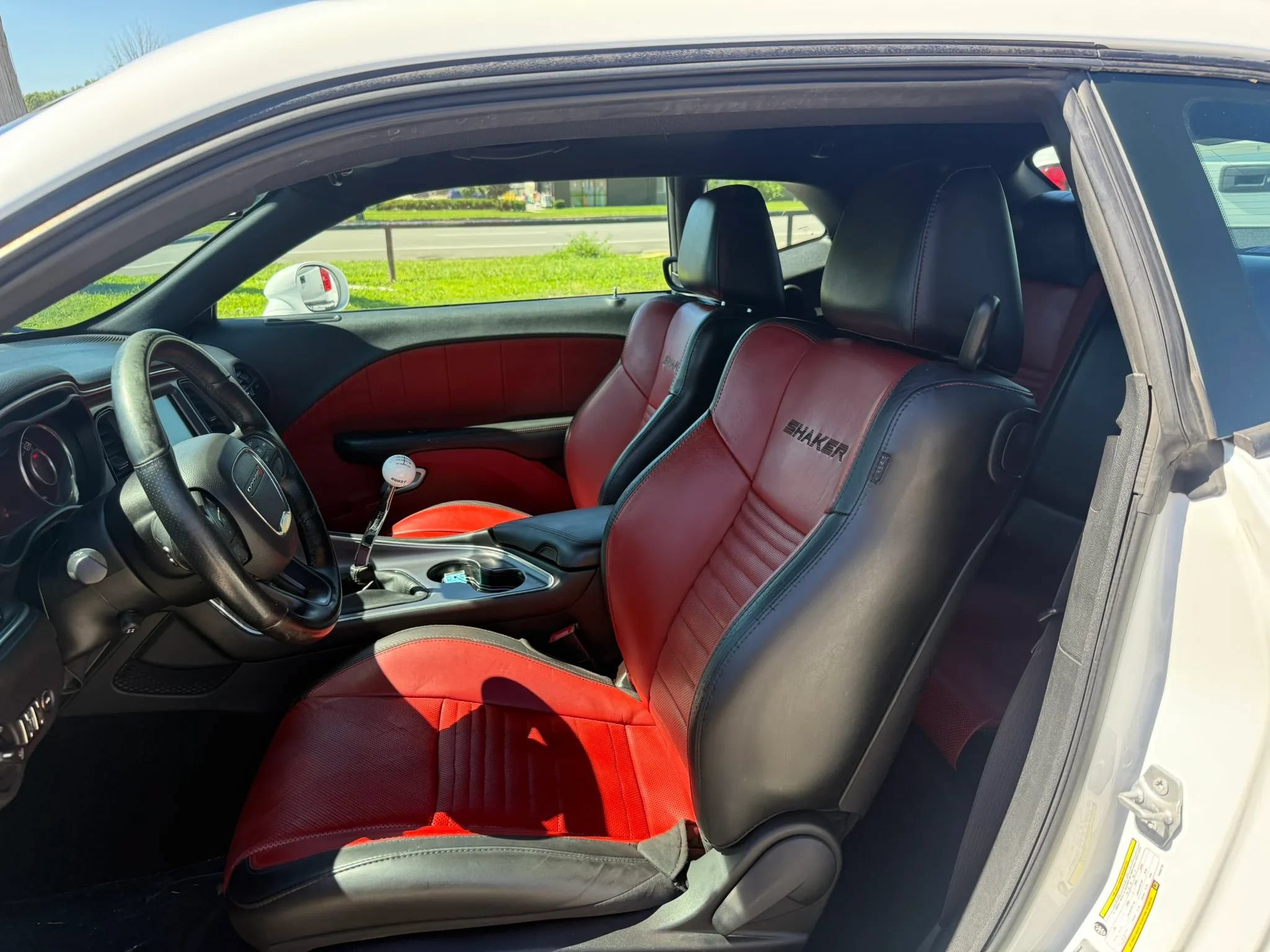 Used 2015 Dodge Challenger R/T Scat Pack RWD image 11